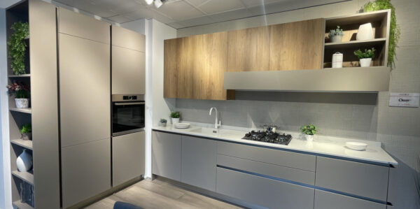 Store Veneta Cucine Torino Oyster Pro